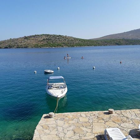 Beautiful Villa 6 Metres From Sea Grebastica Bagian luar foto