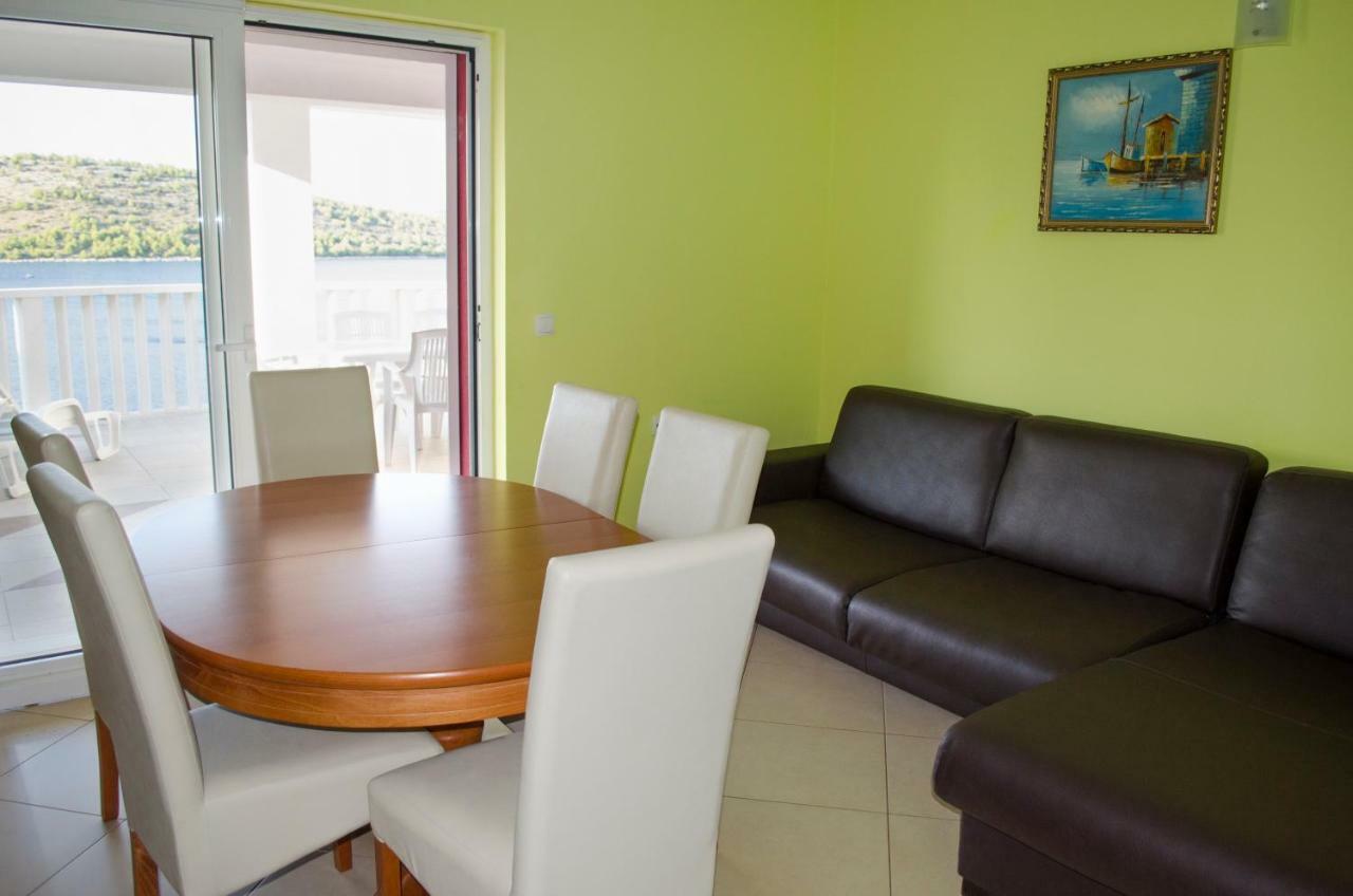 Beautiful Villa 6 Metres From Sea Grebastica Bagian luar foto