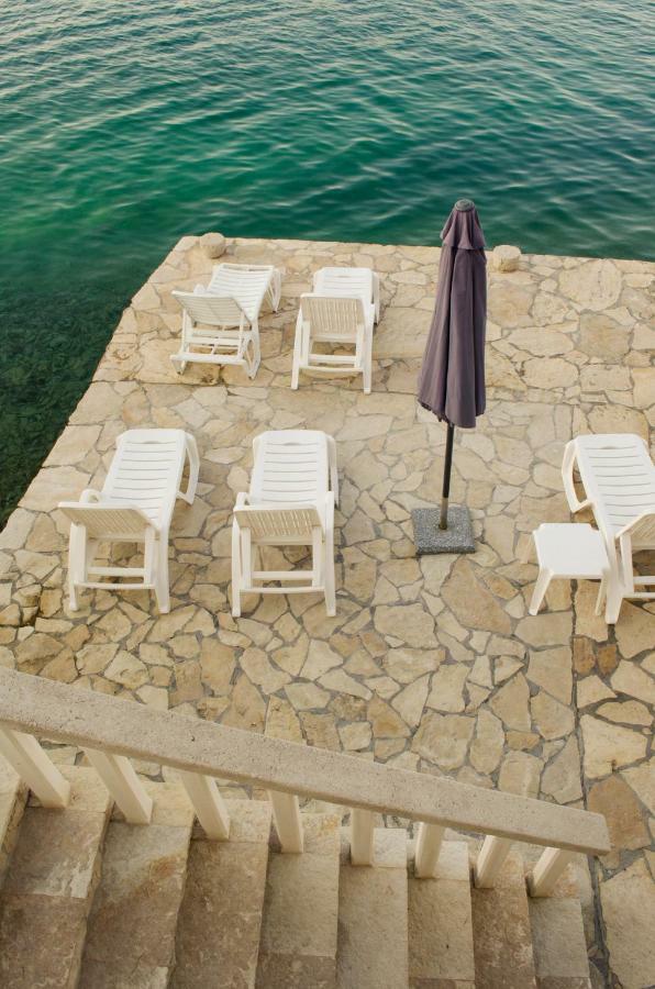 Beautiful Villa 6 Metres From Sea Grebastica Bagian luar foto