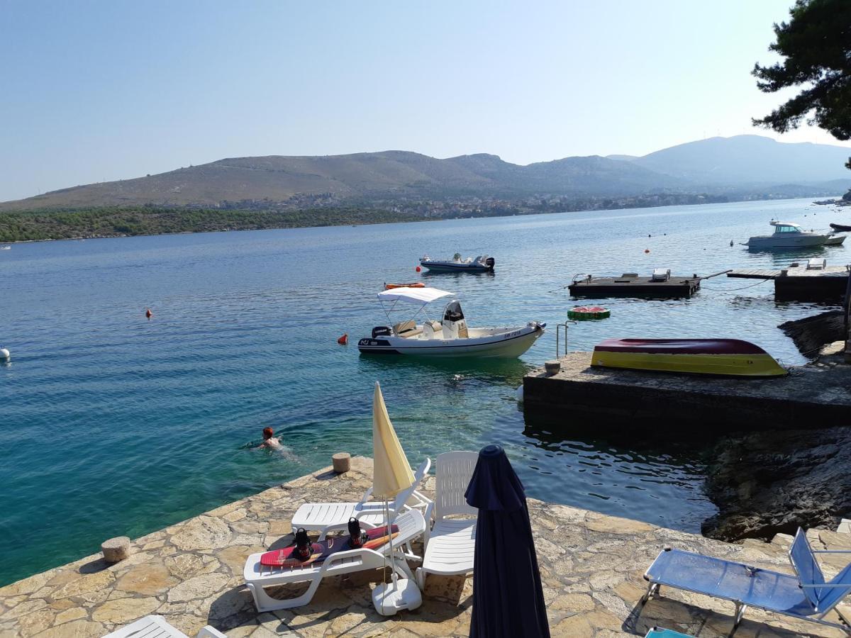 Beautiful Villa 6 Metres From Sea Grebastica Bagian luar foto